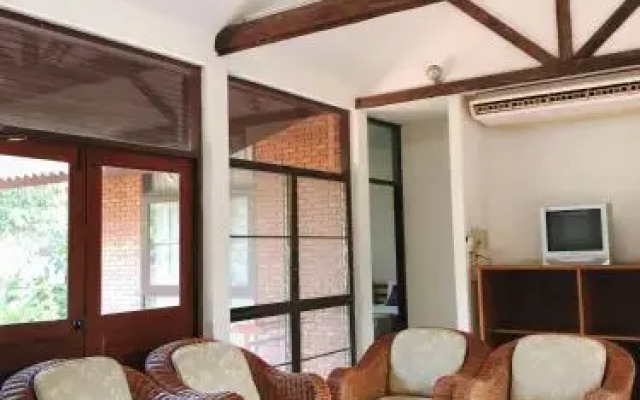 Roong Aroon Hot Spring Resort
