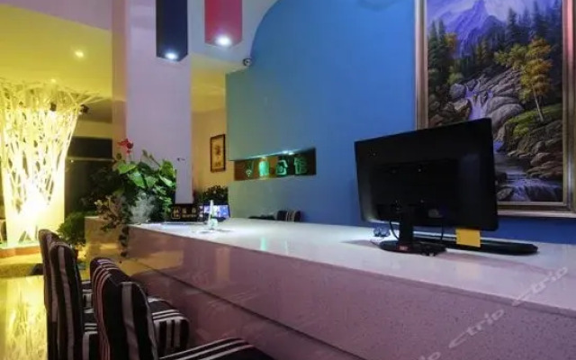 Zhangjiajie Landscape Love Theme Inn