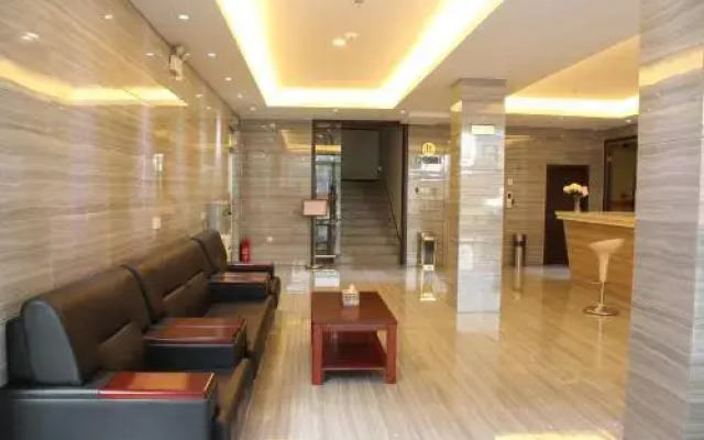 169 Business Hotel