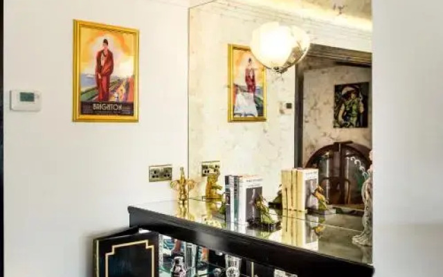 The Art Deco Flat