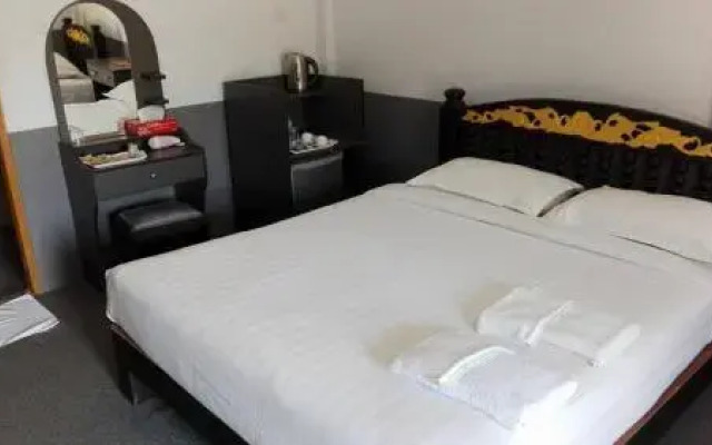 Hotel Than Lwin Paradise