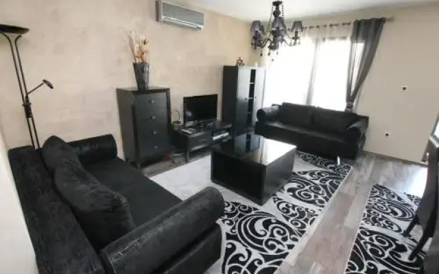 Dekaderon Lux Apartments