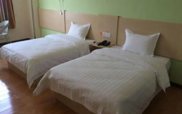 7 Days Inn Dehong Mangshi San Ke Shu Branch
