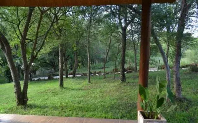 Bonamanzi Guest House