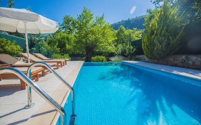 Villa Kaputas 1 by Akdenizvillam