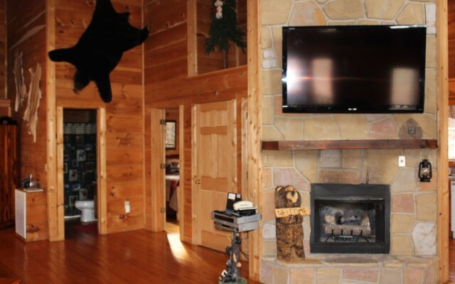 Happily Ever After - 1 Br Cabin