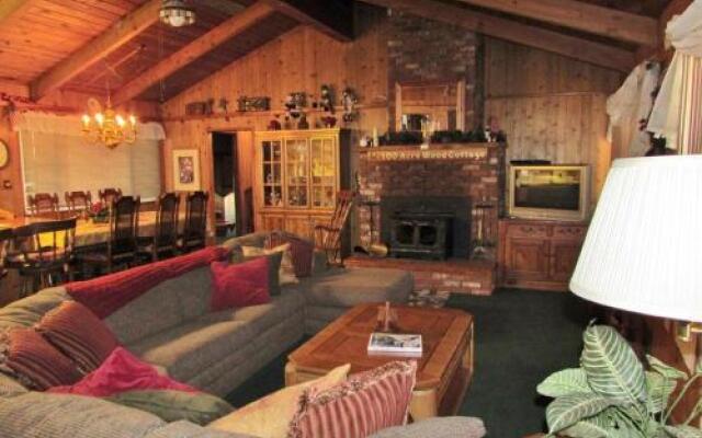 048 100 Acre Woods Home