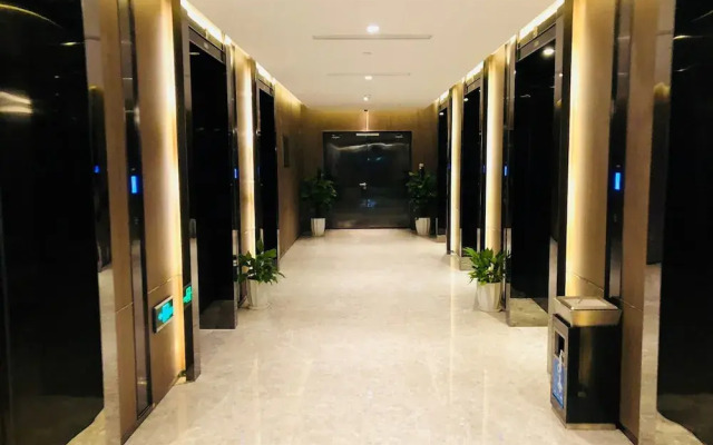 Suzhou Artrip Holiday Hotel