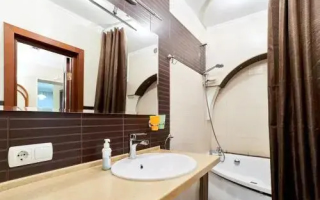 Home Hotel Apartments on Kontraktova Ploshcha