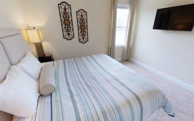 ACO PREMIUM - 6Bd pool and spa (1734)