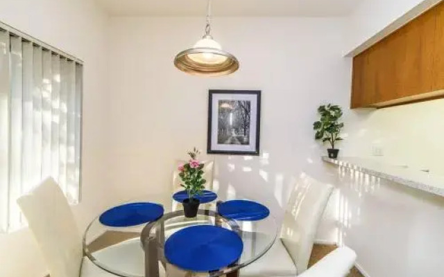 Londonderry Apartment #873933 by RedAwning