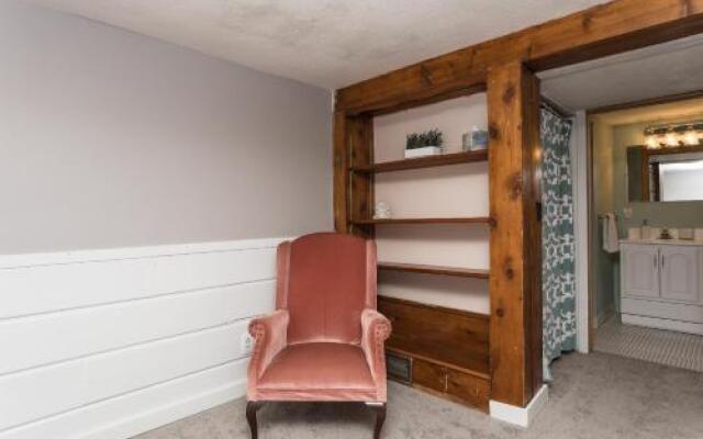 Tangletown Charmer- Main