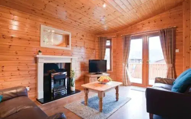 Ashlea Pools Lodges