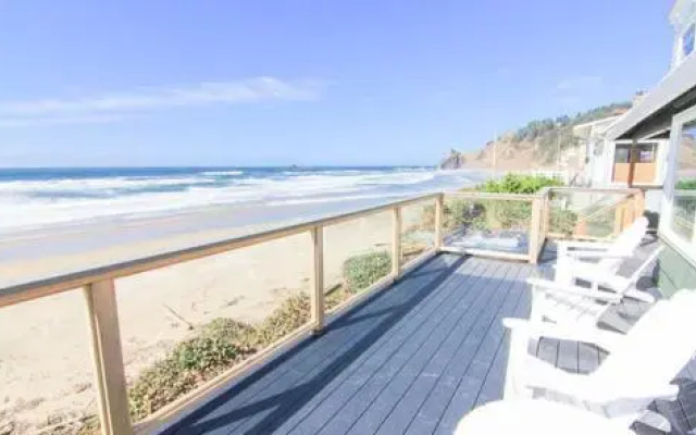The Perch - 4 Br home by RedAwning