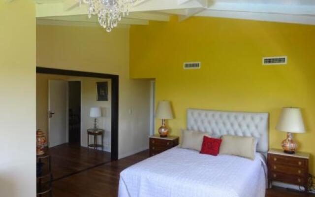 Valle del sol sierra de los padres alojamiento