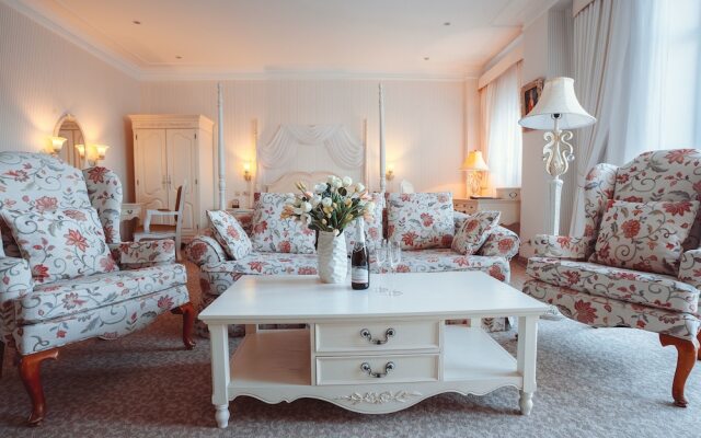 Imperial Village Hotel