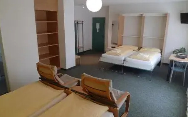 Hotel Crystal
