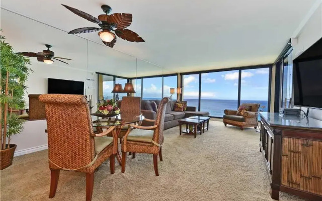 Mahana Resort #1217 1 Bedroom Condo by RedAwning