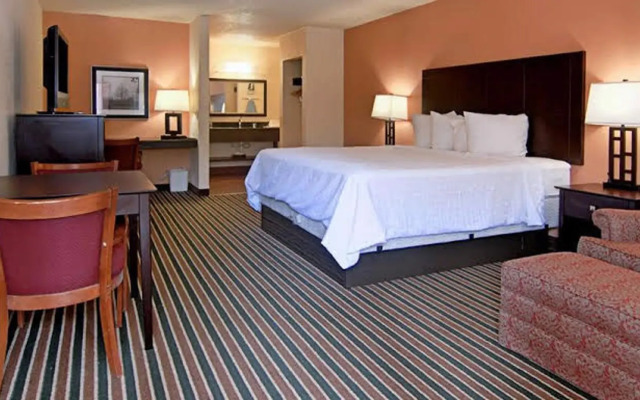 Sunbridge Inn and Suites