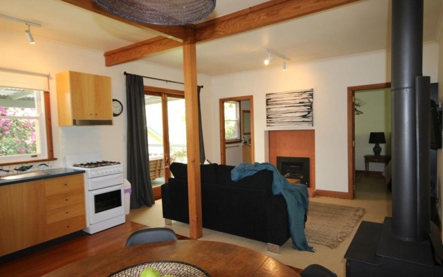 Stonewall Cottage for two with Fireplace – Guest Rooms – Blackheath