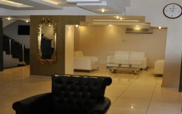 Grand Hotel 53