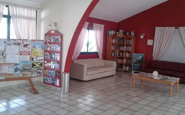 Vista Dorada