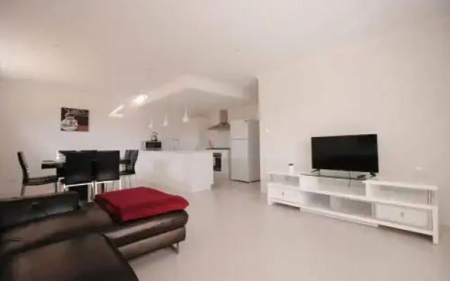 Osborne Park Home (Osborne Park Home)