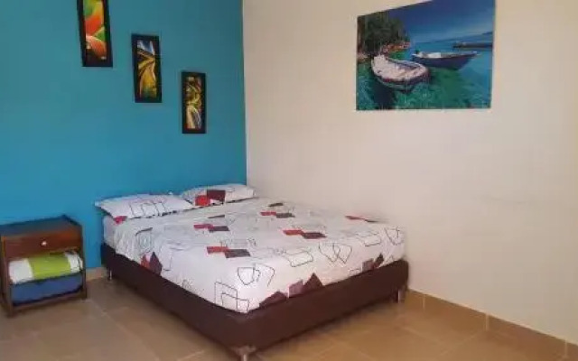 Hostal El Hangar