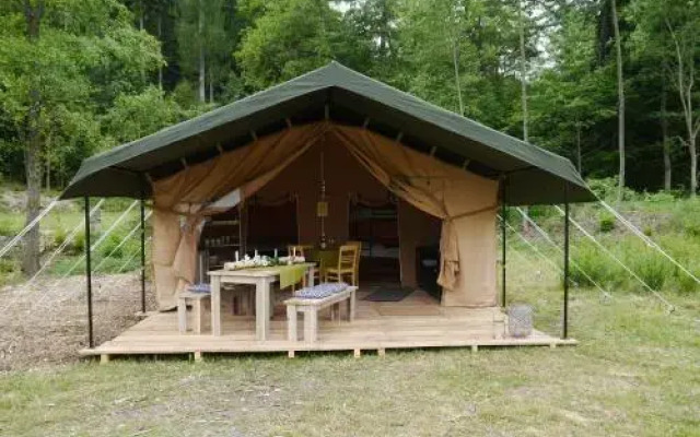 Glamping im Safaritent