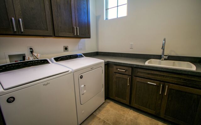 Creek#1334 - 3 Br Condo