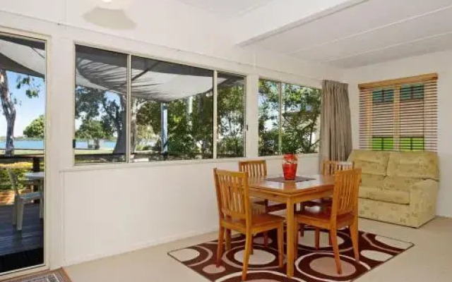 Wheelchair Friendly with water views - Welsby Pde, Bongaree
