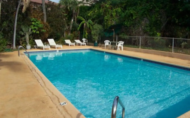 Honokowai Palms #a-7 1 Bedroom Condo by RedAwning