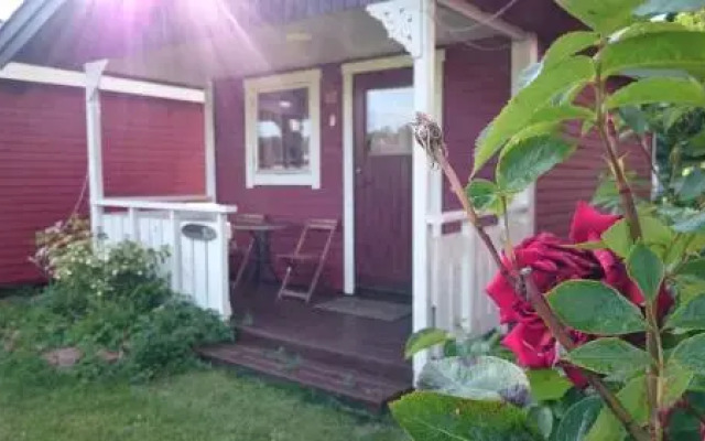 Hälluddens Stugby och Vandrarhem