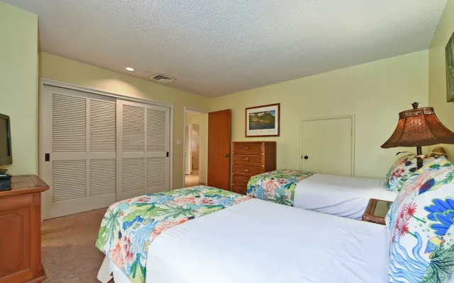 Kaanapali Royal H303 by RedAwning