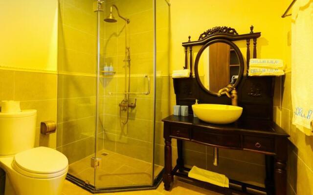 Calla Lily Villa Hotel