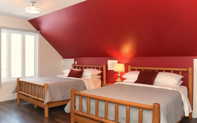 Belle de Nuit Wakefield Inn