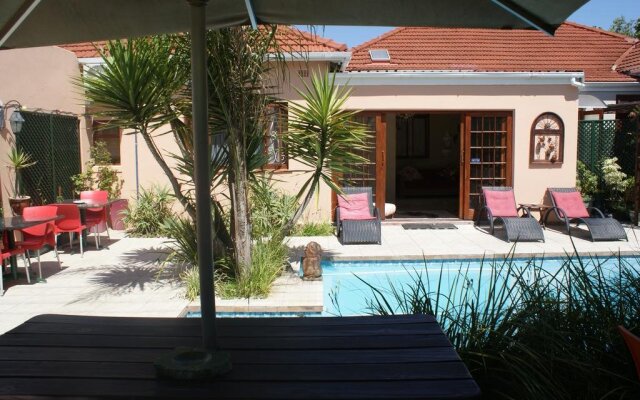 Thyme on Forest Drive