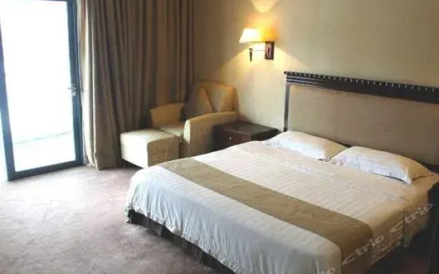 Yiju Hotel (Foshan Lecong Furniture Center)