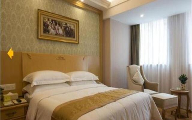 Vienna Hotel Dongguan Shatian Humen Port