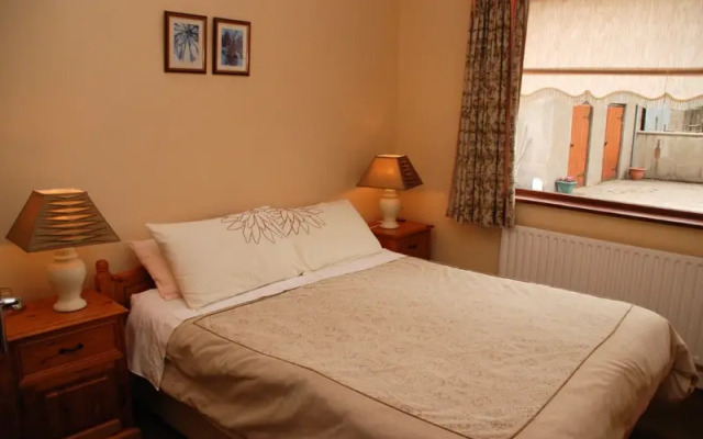 Cradog Farmhouse B&B