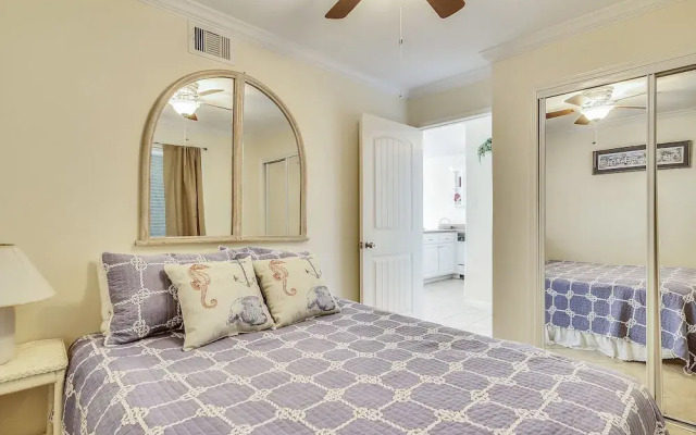 Seascape 1110 - 2 Br Condo
