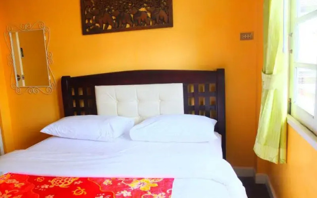 Baan Romruen Homestay