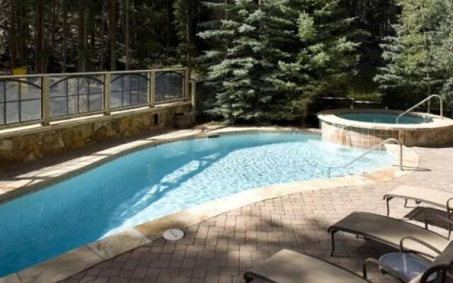 Premier 4 Bedroom Ski in, Ski out Lone Eagle Condo With the Best Access to Skiing in Keystone