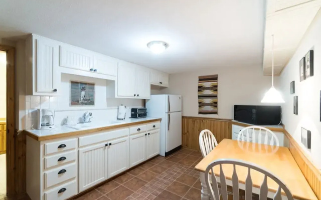 Hidden Inlet 3 Br home by RedAwning