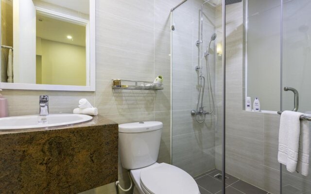 Christinas Saigon - Beattys City Oasis