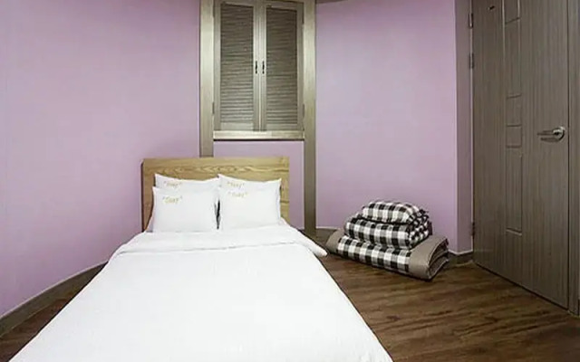Apple farm stay