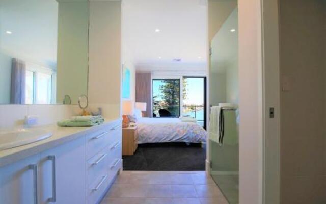 Harbour Views at Mindarie Marina