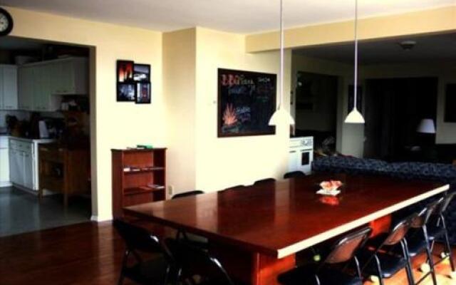 Bear on the Lake Guesthouse