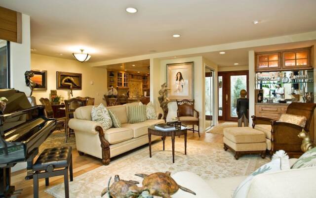 South Sierra Condominium #72131