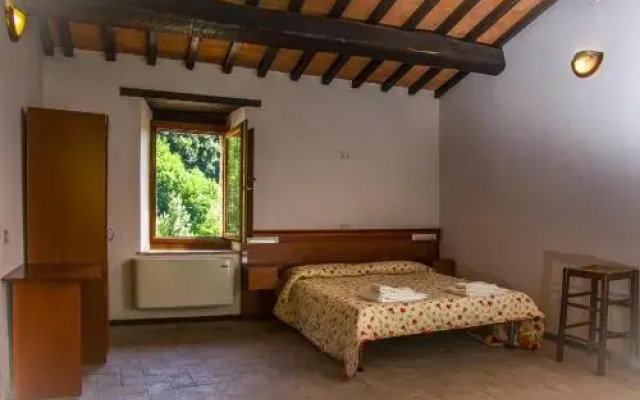 Rifugio Mola Del Sacramento